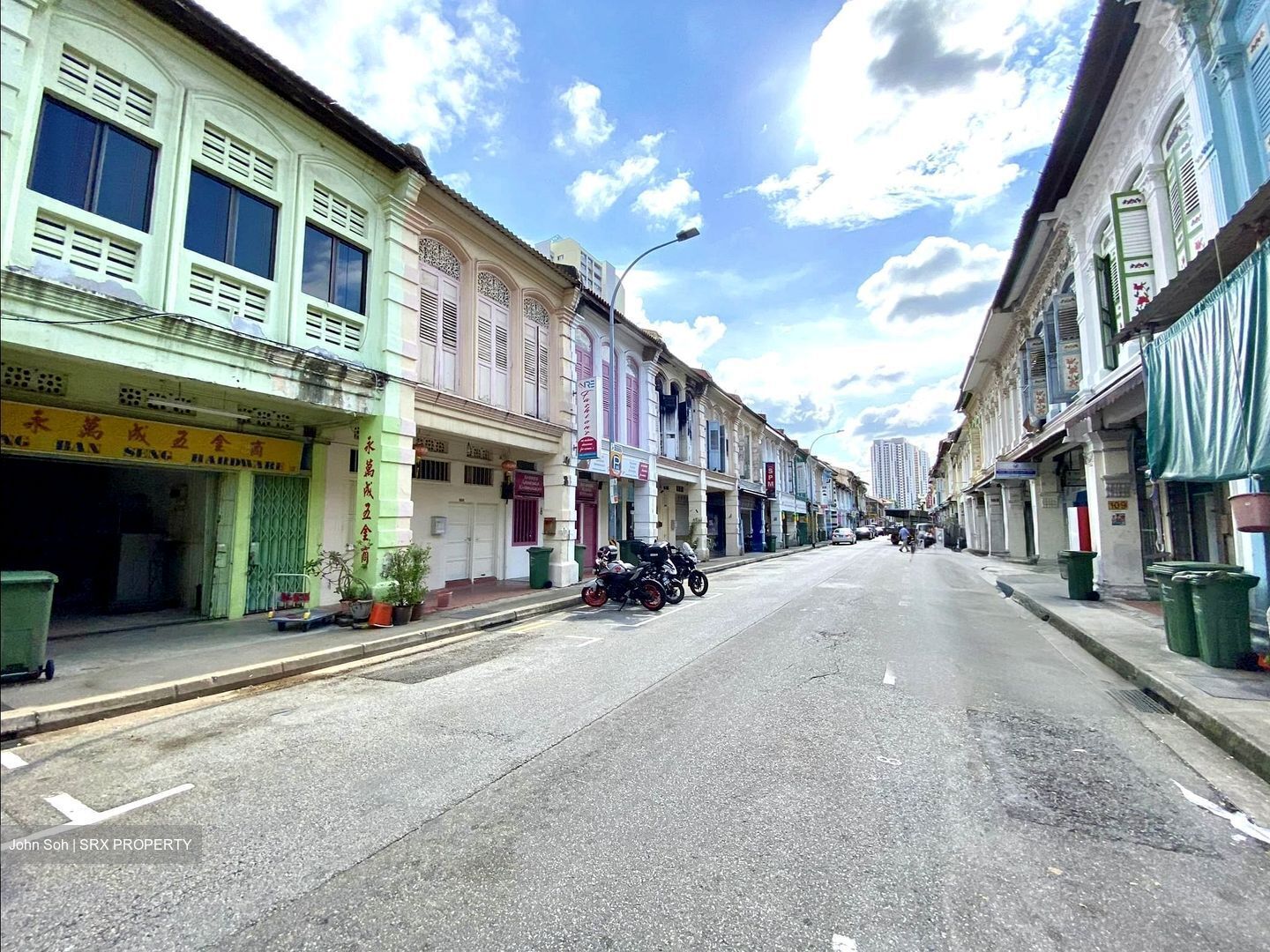 Desker Road Conservation Area (D8), Retail #557965241